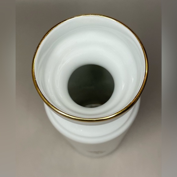 Stunning Classic German Kaiser Porcelain Hand Painted Blue & Gold Flower Vase - Picture 10 of 12